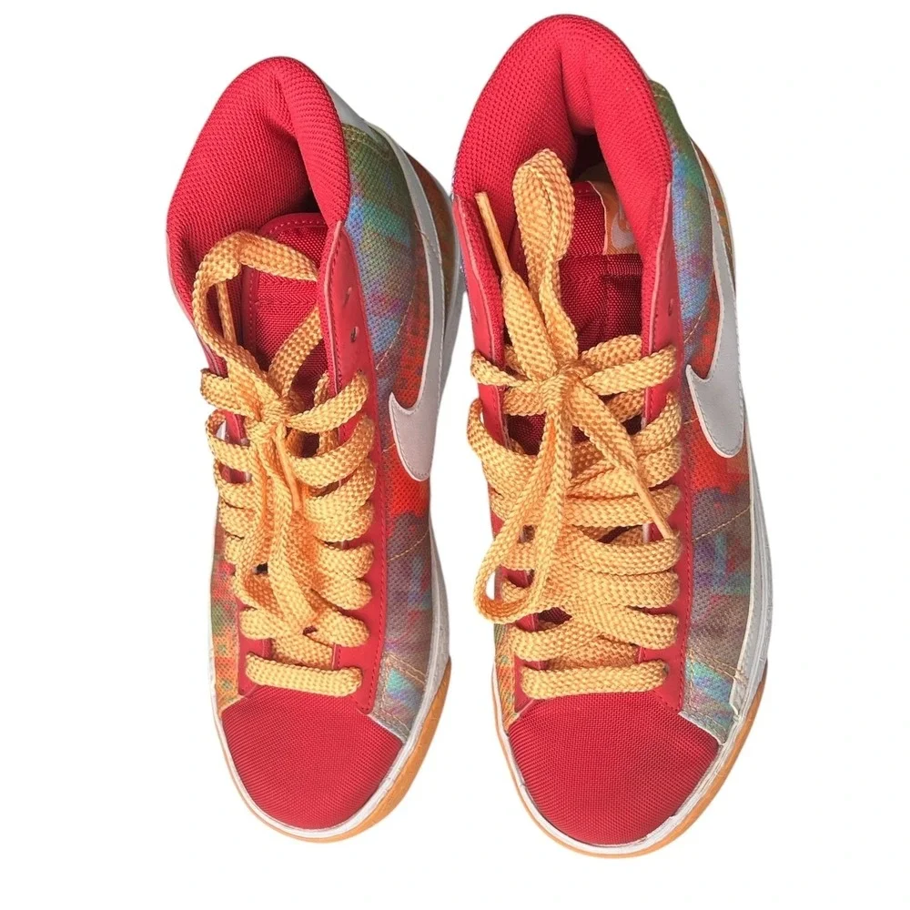 Vintage 2009 Nike Dunk High Premium Women's 7 Iridescent Multicolor Sneakers‎